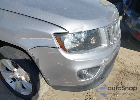 2016 Jeep Compass Sport из США, поврежденный, VIN 1C4NJCBA5GD648883